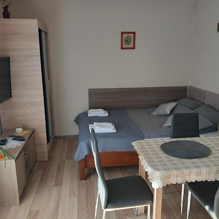 Apartament Jelenia Gora - Cieplice Екстер'єр фото