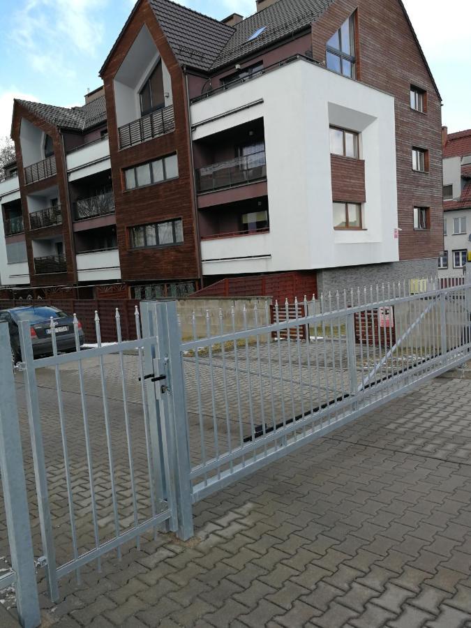 Apartament Jelenia Gora - Cieplice Екстер'єр фото