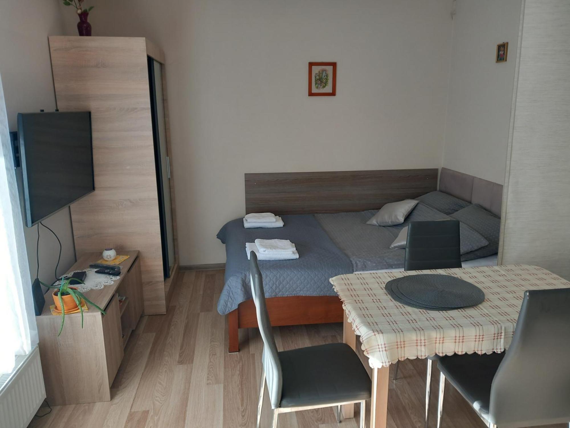 Apartament Jelenia Gora - Cieplice Екстер'єр фото