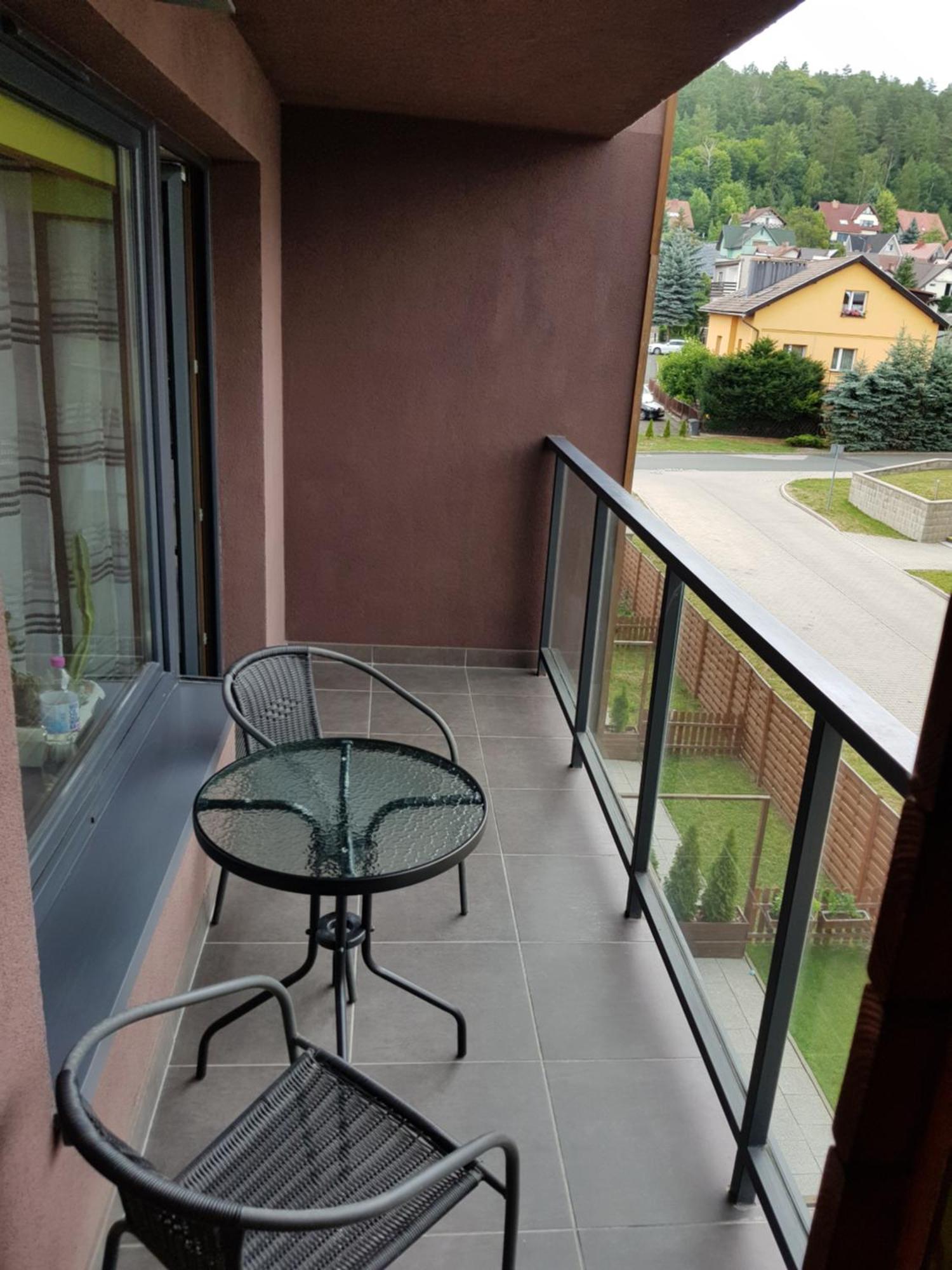 Apartament Jelenia Gora - Cieplice Екстер'єр фото